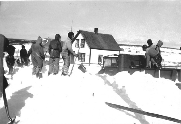 No 5 Radar Unit Stake truck stuck in the snow after heavy storm – Port Felix